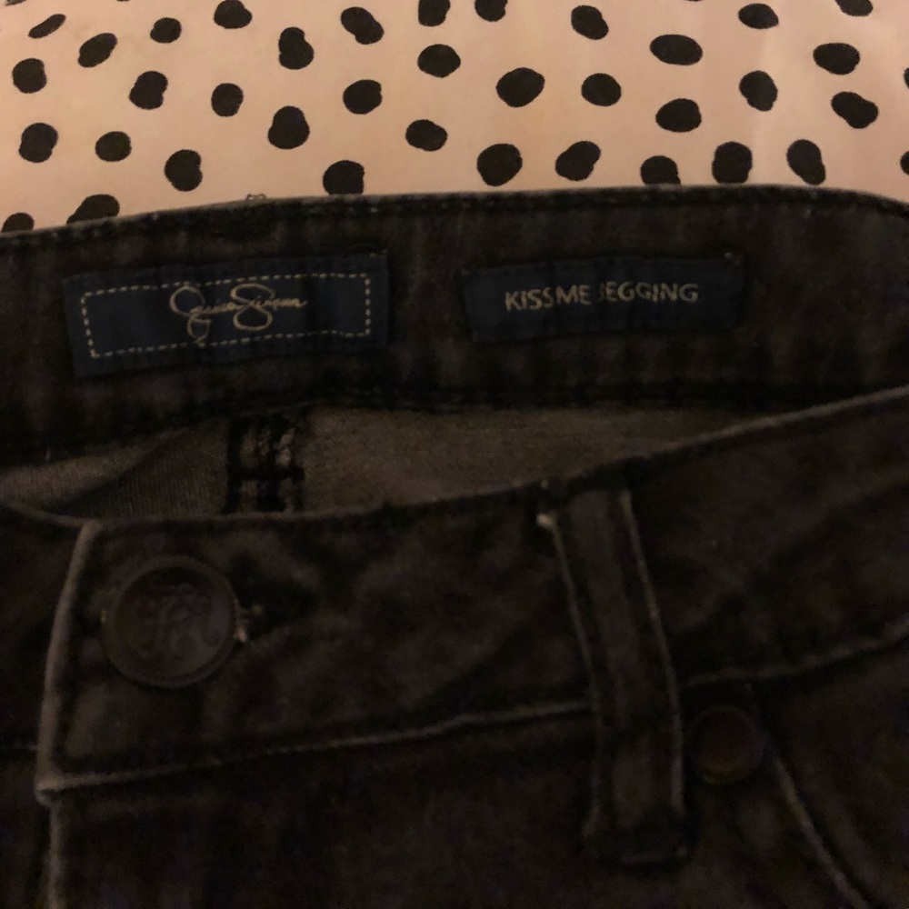 Jessica Simpson Kiss me Jeggings 💜